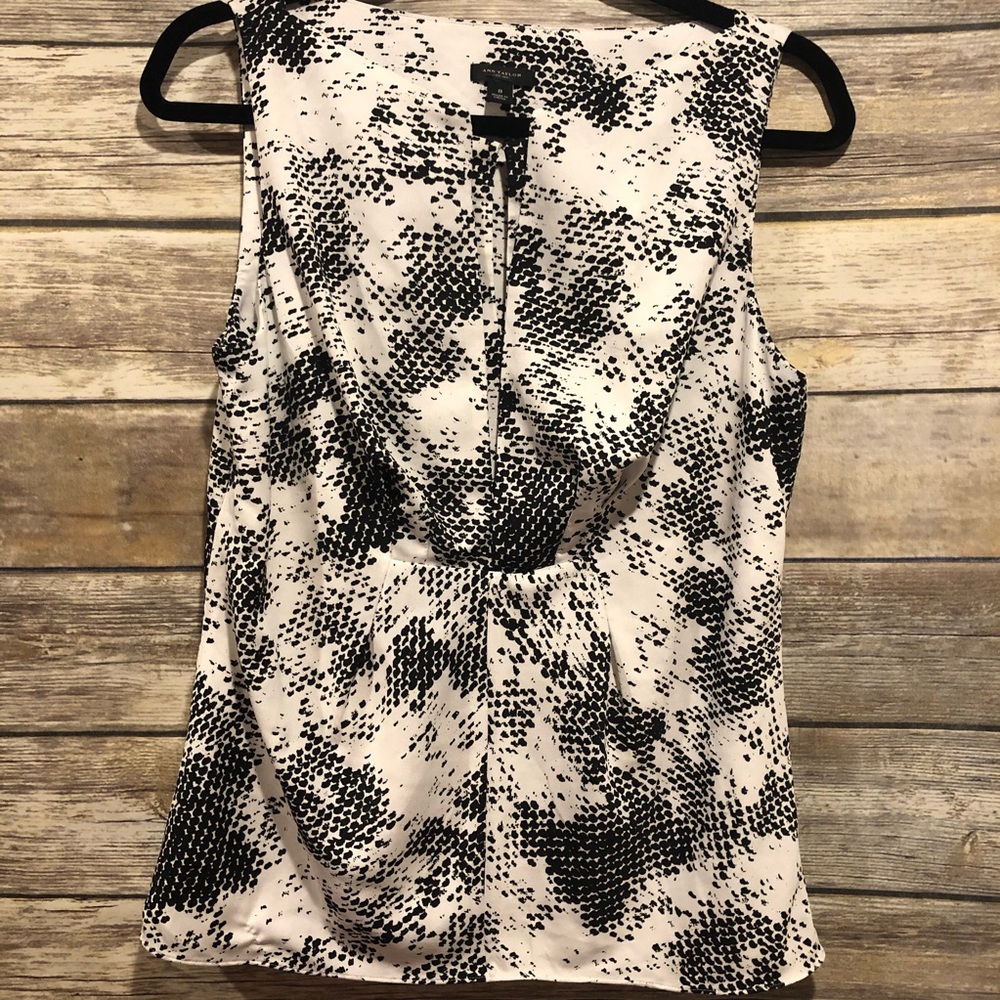 Ann Taylor Sleeveless blouse
